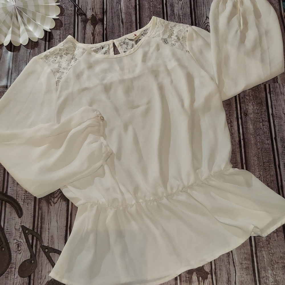 One Clothing Blouse